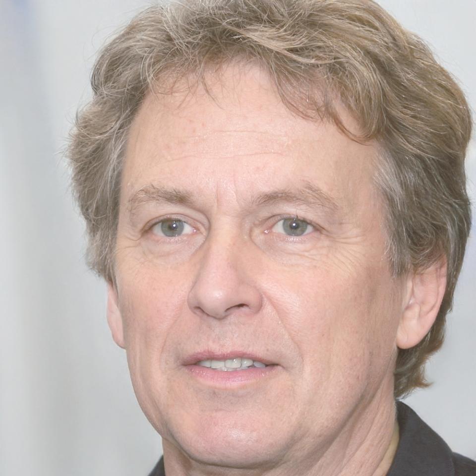 Портрет Михала Новака, специалиста по бизнес-планированию